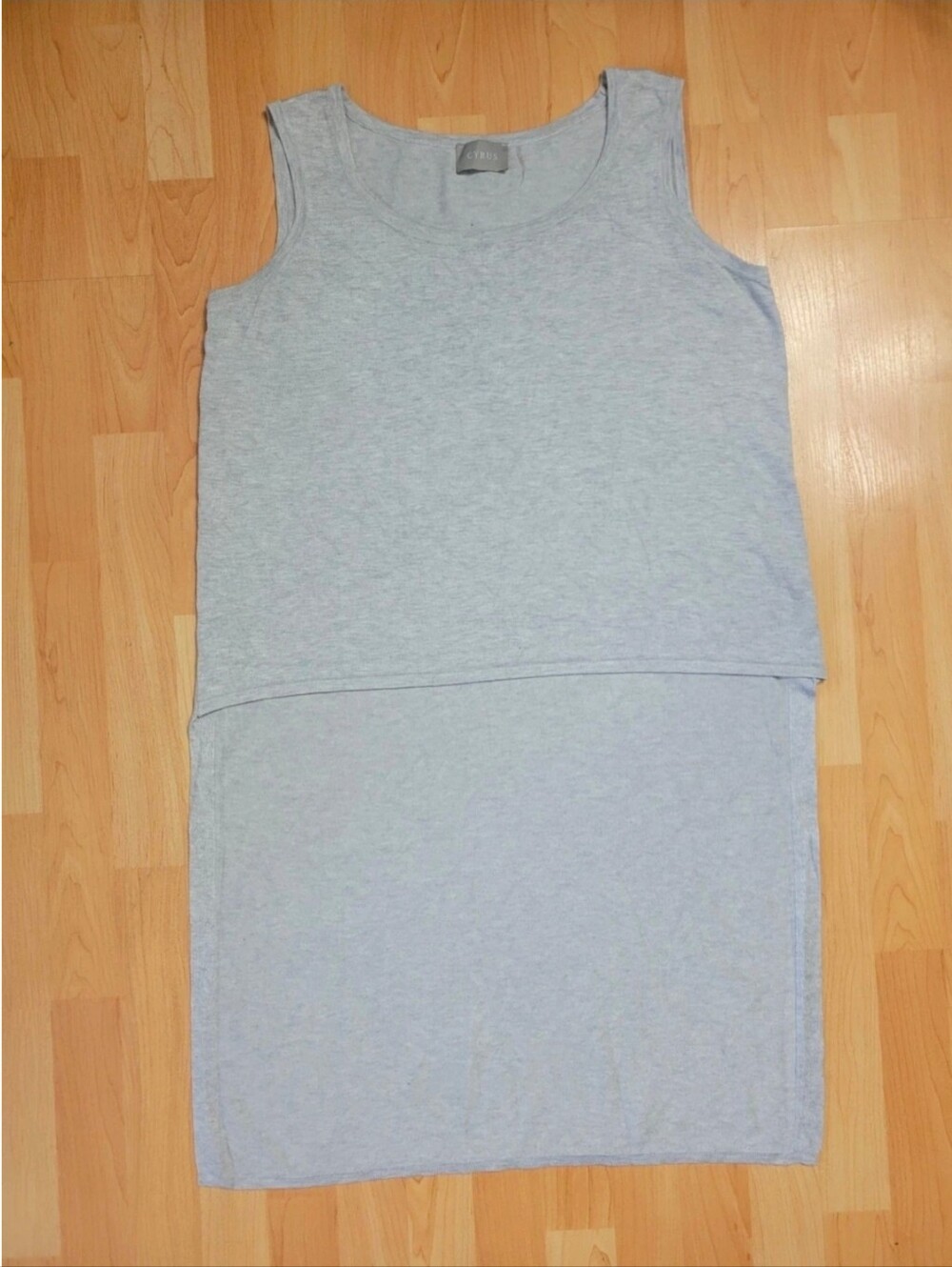 Cyrus high-low knit top